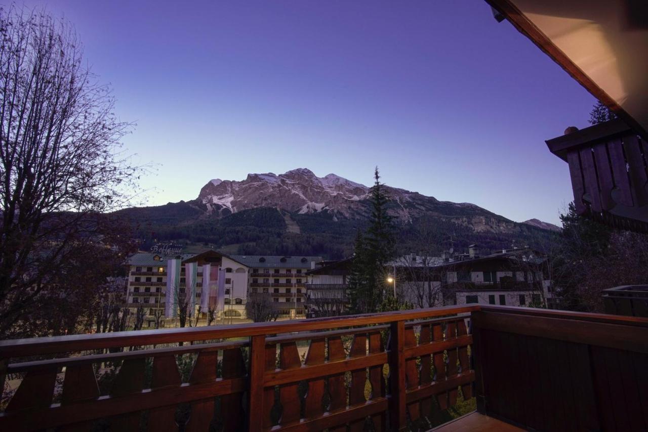Luxury Panoramic 3Br Apt 2Min To Centre 5Min To Lifts Cortina dʼAmpezzo Exteriör bild