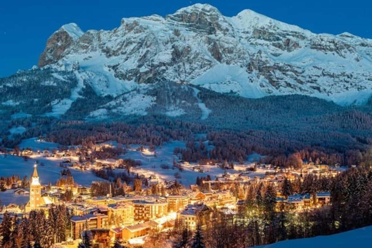 Luxury Panoramic 3Br Apt 2Min To Centre 5Min To Lifts Cortina dʼAmpezzo Exteriör bild