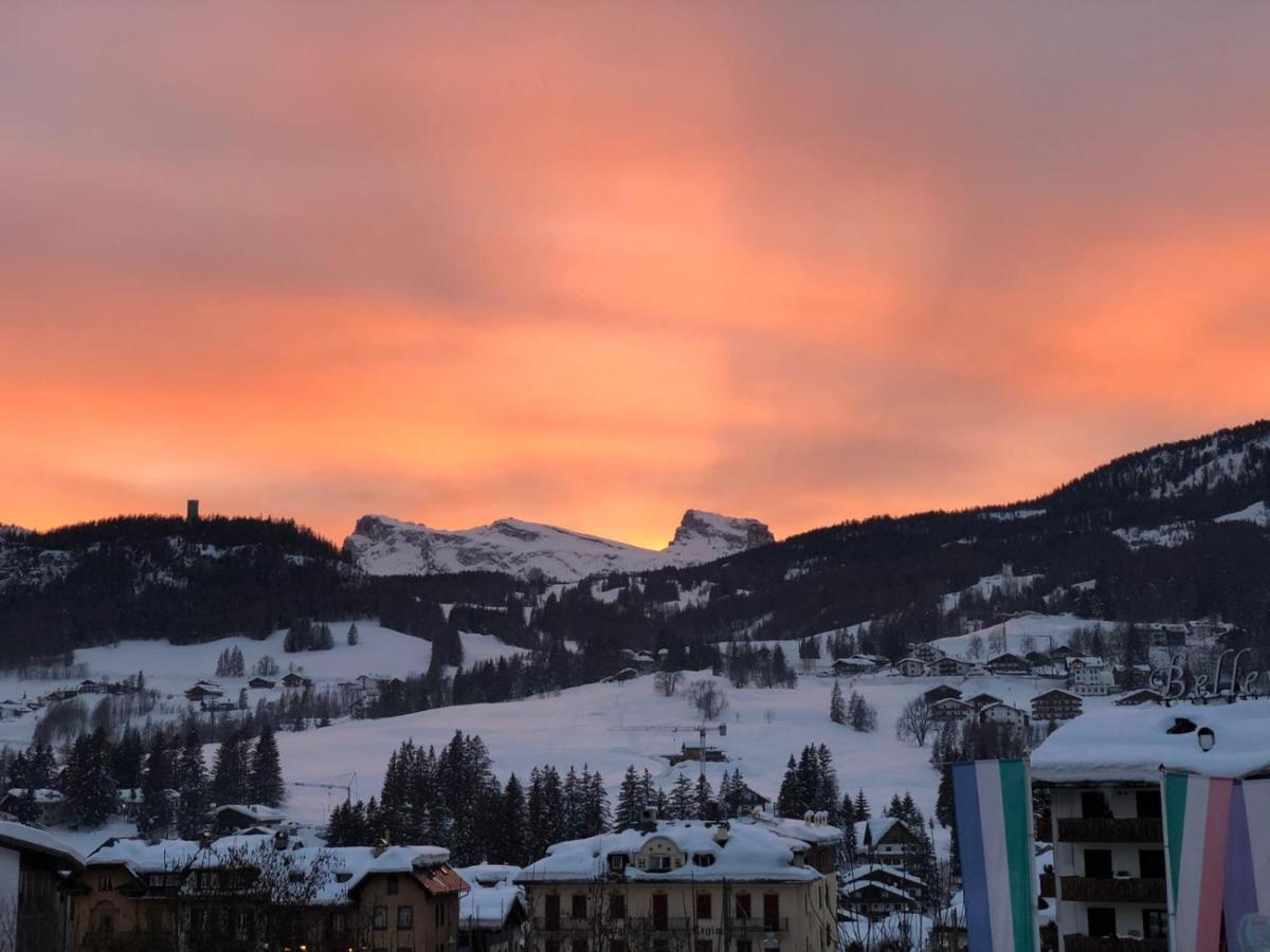 Luxury Panoramic 3Br Apt 2Min To Centre 5Min To Lifts Cortina dʼAmpezzo Exteriör bild